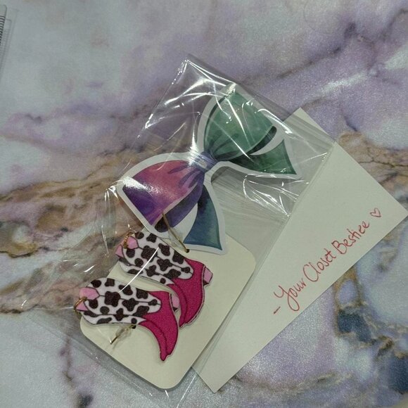 Pink and black cow print cowboy boot earrings - NEW handmade acrylic 2D earrings - Picture 4 of 4